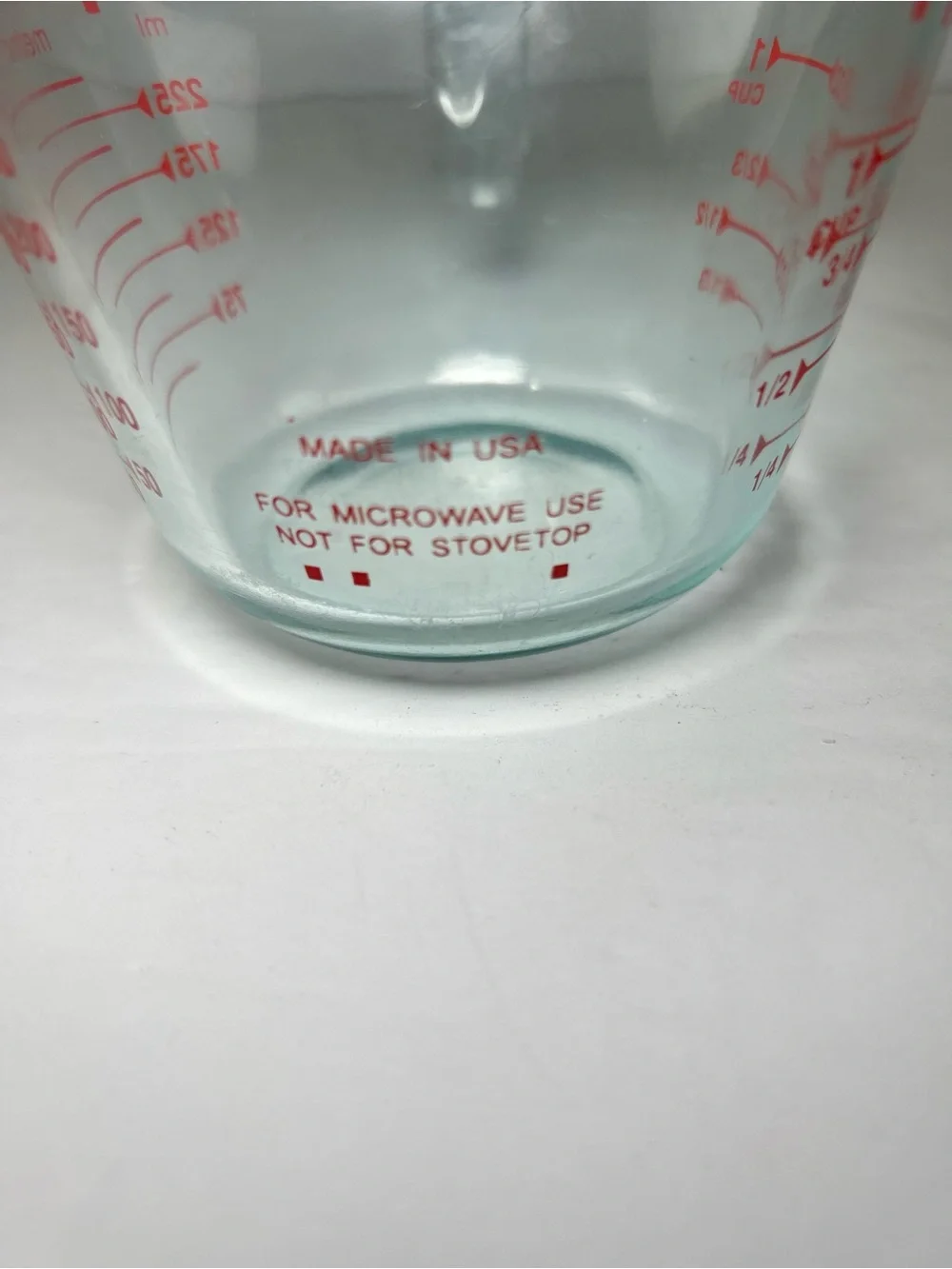 Pyrex Glass Measuring Cup 1 Cup  Made In USA Red Lettering 250 ml